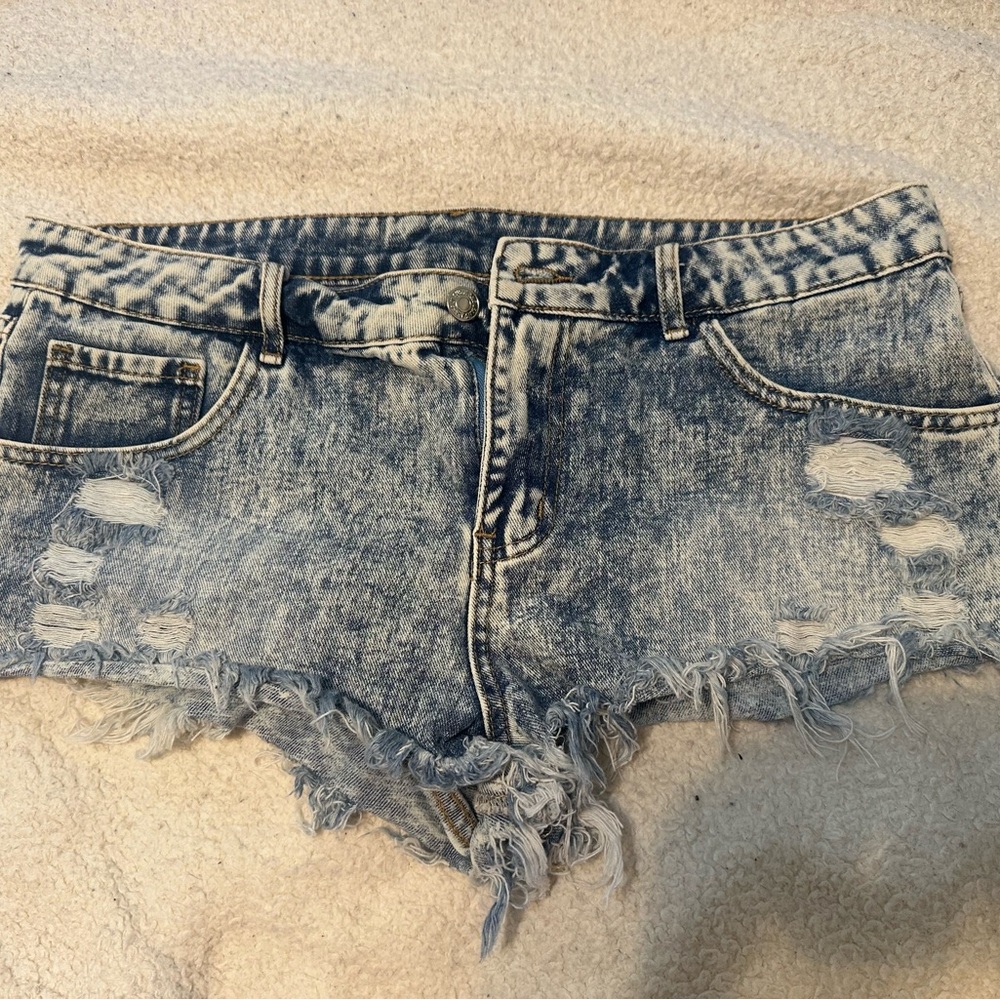 SHEIN Blue Distressed Jean Shorts with Frayed Hem